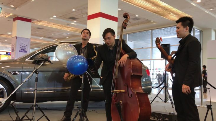 วงดนตรีแจ๊ส Jazz Trio งาน Big Motor Sale 2018 Bangkok, Thailand [Day 6 set2]