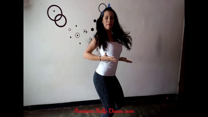 BEAUTIFUL BLONDE LADY JAZZY R&B SOUL DANCE IN TIGHT PRINT DRESS