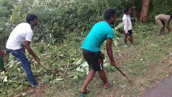 Gummakota too tumanvalasa r&b road auto drivers sramadhanam patichukoni government