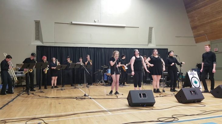 Reynolds R&B singing “I Wish”