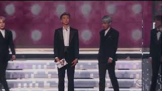 BTS present award to Best Album R&B artist
