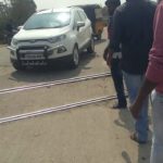 రోడ్డు మరమ్మతులు చేసి ప్రమాదాలను నివారించాలని R&B అధికారులకు PYL వినతి.