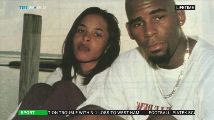 R&B crooner R Kelly charged with sexually assaulting teenage girls