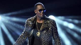 R&B crooner R. Kelly charged with sexually assaulting teenage girls
