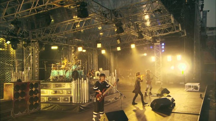 【HD】ONE OK ROCK – C.h.a.o.s.m.y.t.h. “Mighty Long Fall at Yokohama Stadium” LIVE