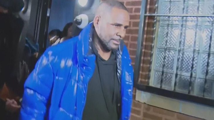 Is R. Kelly Broke? R&B Star Struggles to Post Bail