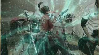 バンド名　NOISE  EMOTION 　 曲　MEMORIES  OUT　インディーズ