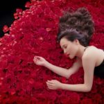 松田聖子 – 「薔薇のように咲いて 桜のように散って」ミュージックビデオ(Short Ver.)