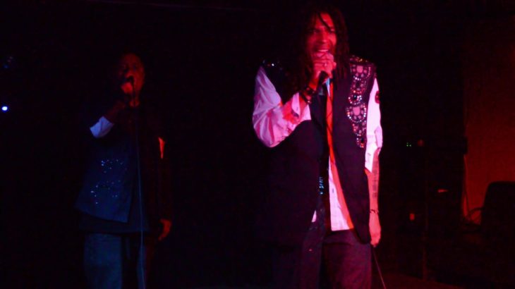 Soda Pop  R&B Pop Singer Ronnie Freeman singing live