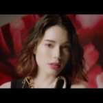 安田レイ 『blooming』Music Video (TVアニメ『レイトン ミステリー探偵社 ～カトリーのナゾトキファイル～』オープニングテーマ）