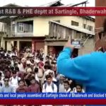 Protest against R&B & PHE deptt at Sartingle, Bhaderwah