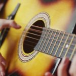 Montage Vidéo Kizoa: 1)Guitare  acoustique. R&B & Soul.   | Dramatique. Cyber Sunset. The Whole Oth