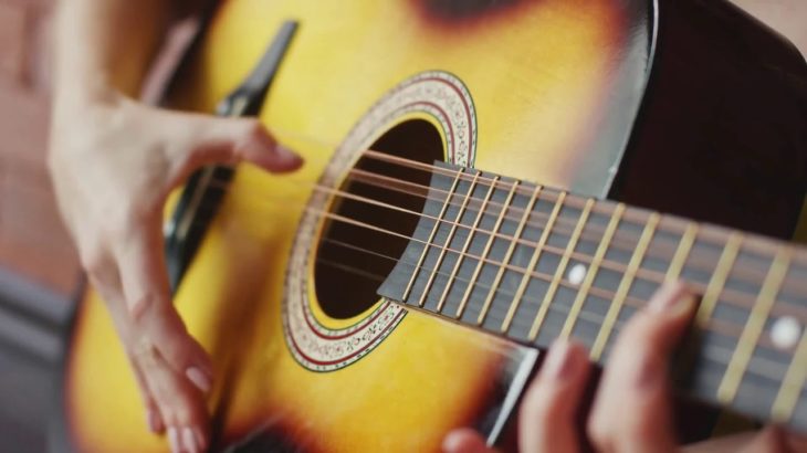 Montage Vidéo Kizoa: 1)Guitare  acoustique. R&B & Soul.   | Dramatique. Cyber Sunset. The Whole Oth