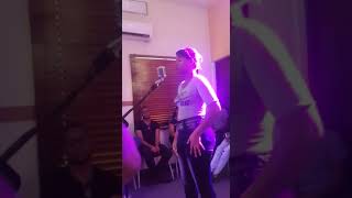 Clase de canto R&B – contigo en la distancia Cristina Aguilar (cover ~la kren) esc. Música Triada