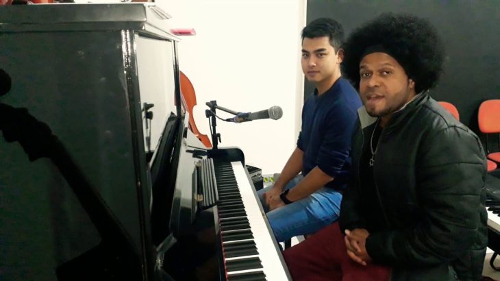 Técnicas em Jazz, R&B e Improvisação Gospel Americana – Vocalizações 1