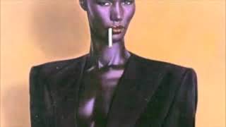 (BLAQ FEM R&B) GRACE JONES USE ME