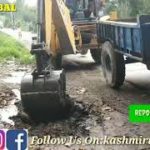 KNZ Impact:R&B Department swung into action to remove blockade at Nunner Ganderbal

Reported By KNZ
