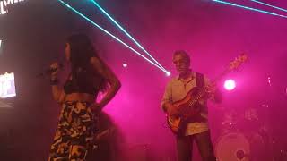 Nikhita Gandhi Concert in Toronto with R&B UNITED BAND(1)