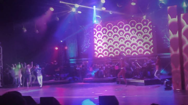 Old School R&B Medley – opening number