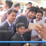 AP CM Jagan Met Locals at R&B Guest House in Pulivendula Constituency – 2nd Sep 19 | Top Andhra Tv |