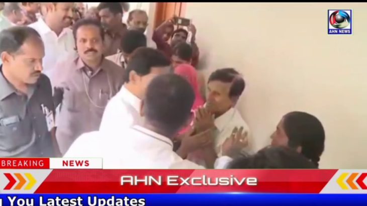 AP CM Jagan met locals at R&B Guest house in Pulivendula Constituency – AHN News
