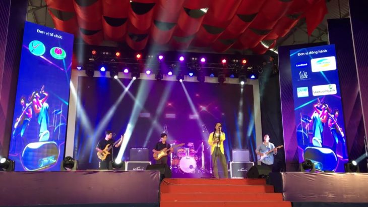 Cho thuê ban nhạc rock acoustic r&b funky ở Tp HCM 0982 62 62 62
