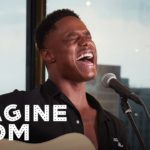 Avery Wilson Tears Down The House With Powerful & Intimate R&B Performance! | Imagine Room