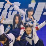 新しい学校のリーダーズ、最新曲「Pineapple Kryptonite」ハロウィーンフェスで披露／バーチャル渋谷 au 5G ハロウィーンフェス 2021